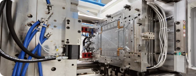 Injection Molding & Vacuum Casting